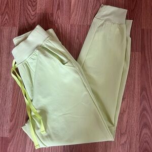 Sea Mist Figs Scrub Set